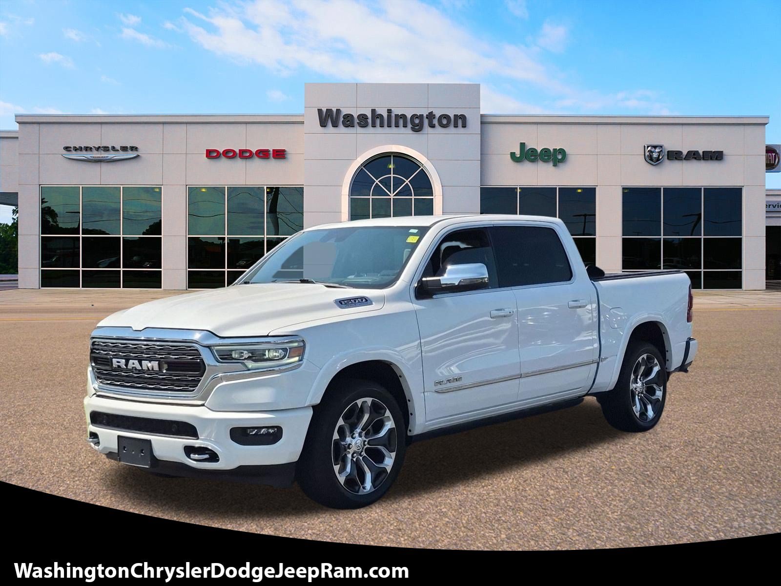 Used 2023 RAM 1500 Limited AWD/4WD image 1