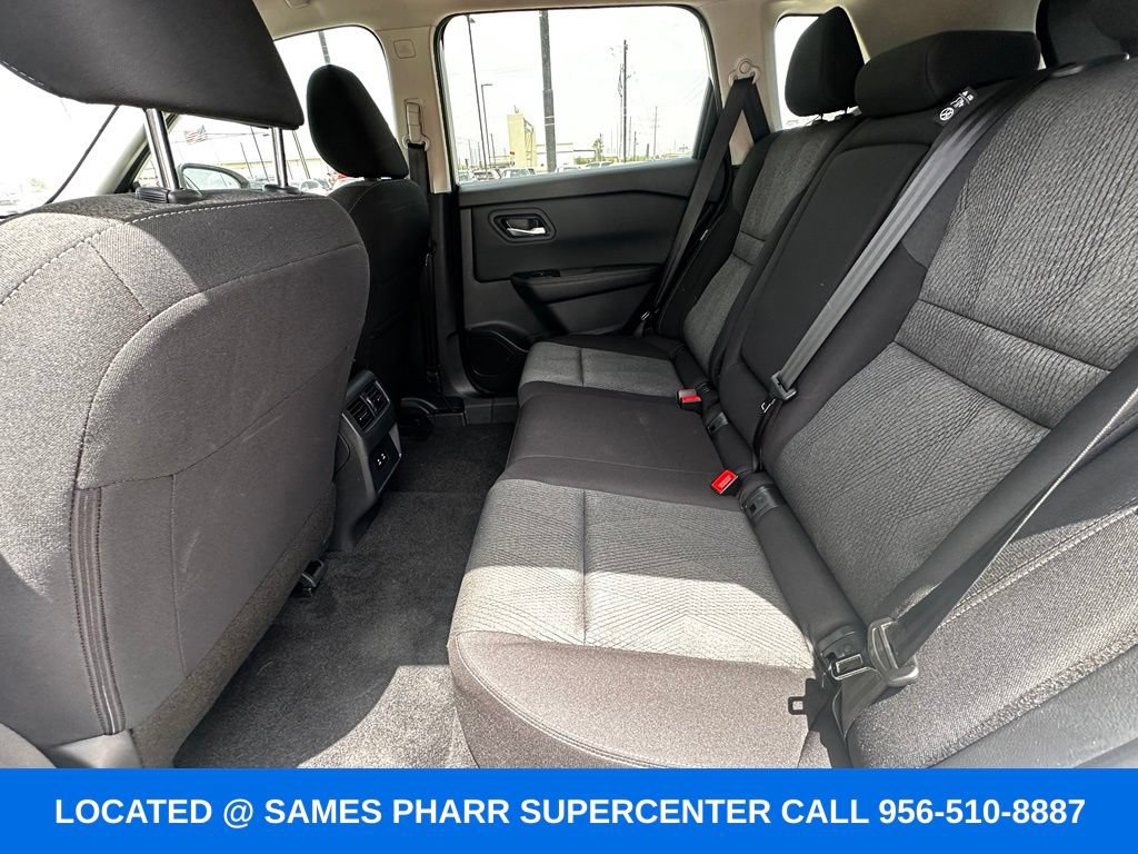 Used 2026 Nissan Rogue SV FWD image 18