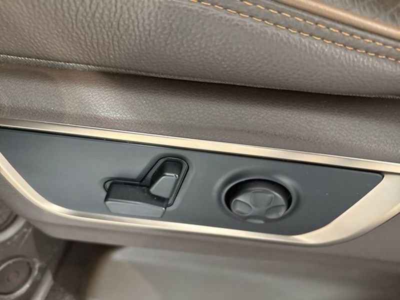 Used 2025 RAM 1500 Limited image 21