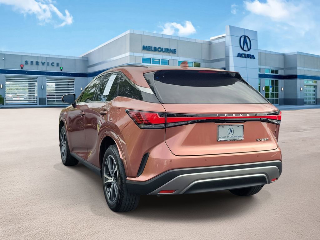 Used 2024 Lexus RX 350 Premium w/ Accessory Package (Z1) FWD image 4