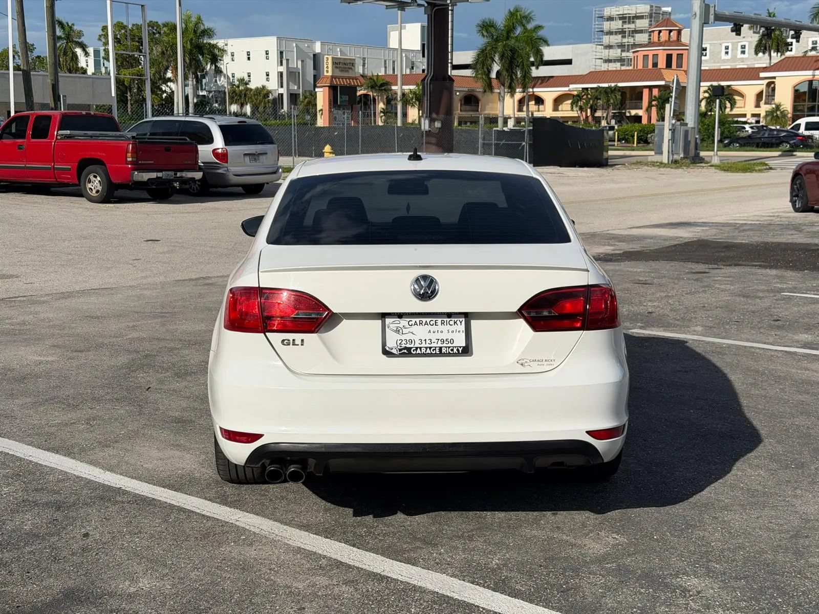 Used 2012 Volkswagen Jetta GLI FWD image 6