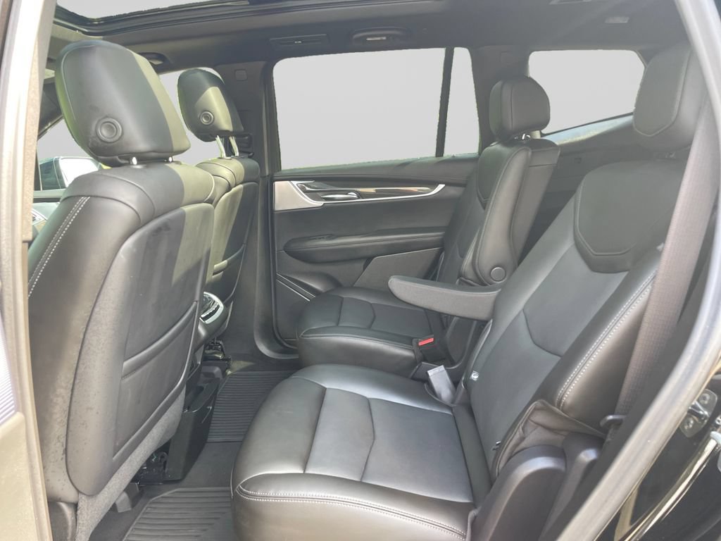 Certified 2024 Cadillac XT6 Sport AWD/4WD image 17