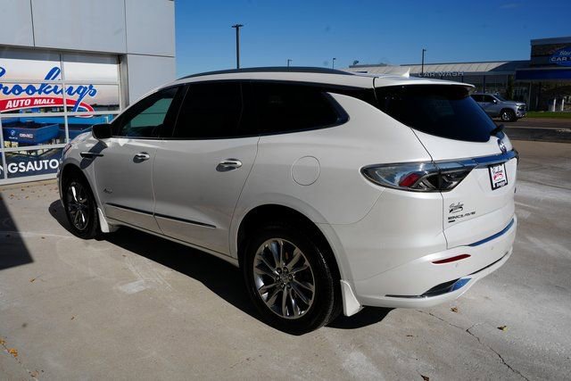 Used 2024 Buick Enclave Avenir image 41