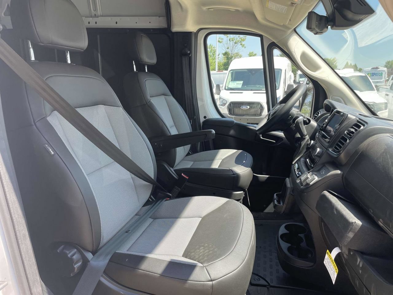 New 2025 RAM ProMaster 2500 w/ Safety Group FWD image 32