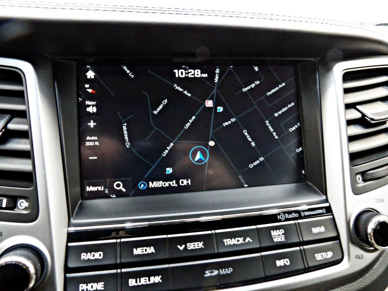 Used 2016 Hyundai Tucson Limited w/ Option Group 03 AWD/4WD image 17