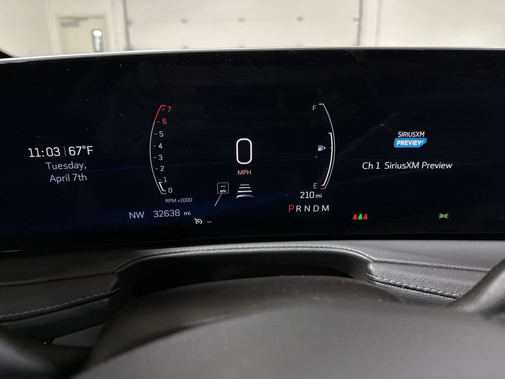 Used 2024 Cadillac XT4 Premium Luxury FWD image 12