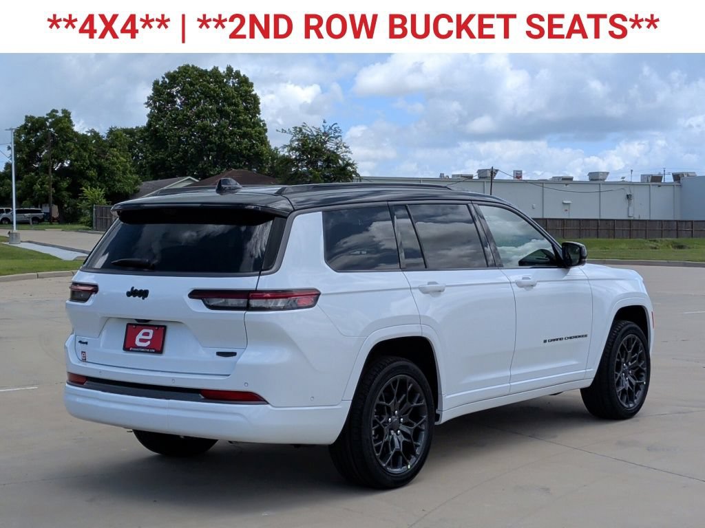 New 2026 Jeep Grand Cherokee L Summit w/ Obsidian Package AWD/4WD image 9