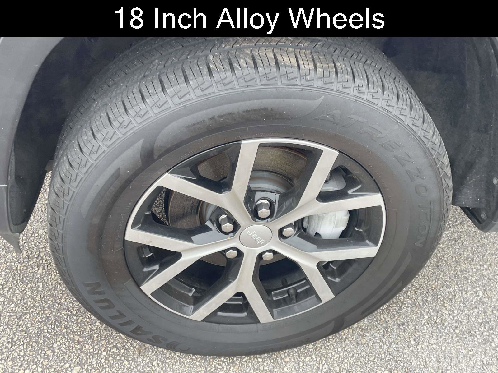 Used 2023 Jeep Grand Cherokee Limited image 8