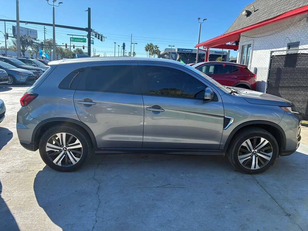 Used 2021 Mitsubishi Outlander Sport SE FWD image 4