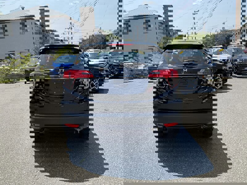 Used 2022 Honda HR-V LX image 6