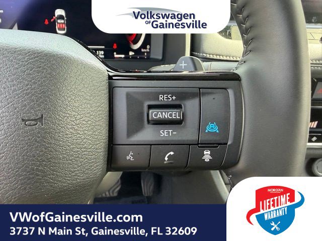 Used 2025 Nissan Rogue SL AWD/4WD image 24