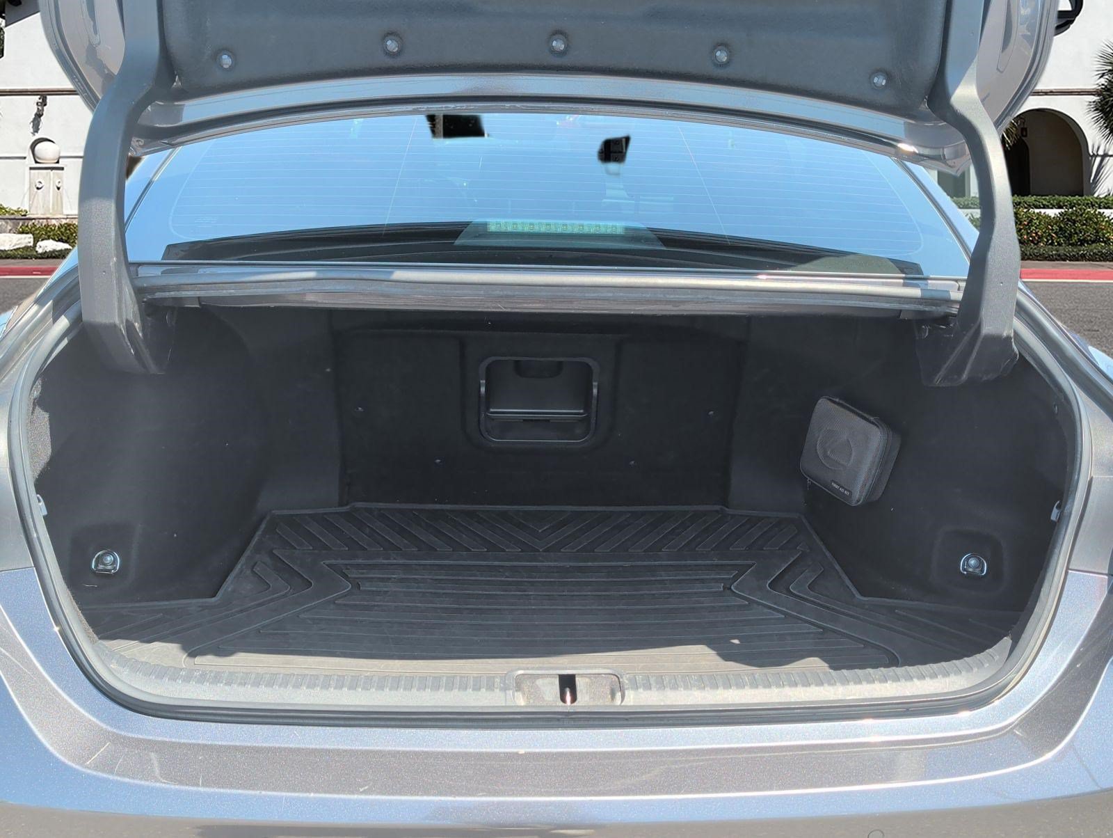 Used 2023 Lexus ES 300h F Sport FWD image 28