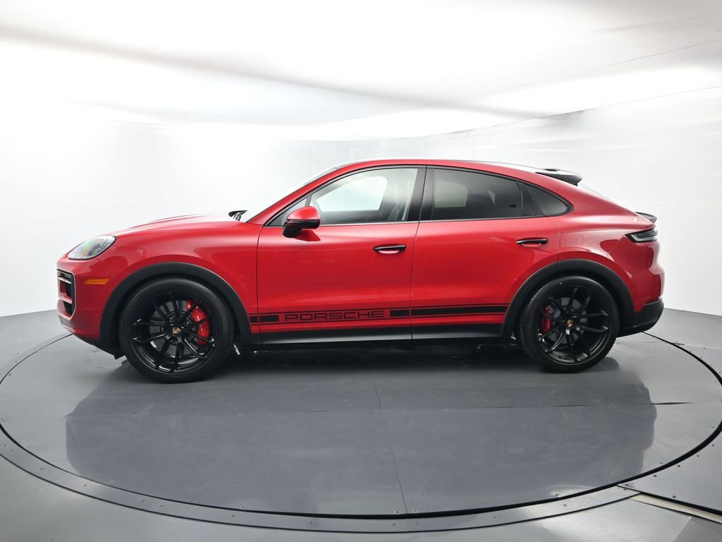 Certified 2025 Porsche Cayenne GTS image 2