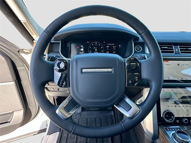 Used 2019 Land Rover Range Rover HSE image 11