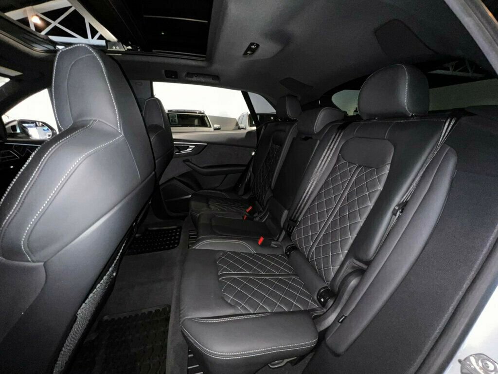 Used 2023 Audi SQ8 Premium Plus w/ Executive Package image 22