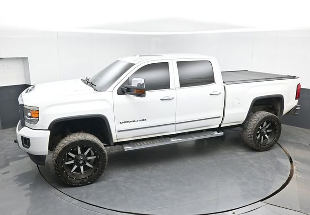 Used 2015 GMC Sierra 2500 Denali w/ Duramax Plus Package image 22