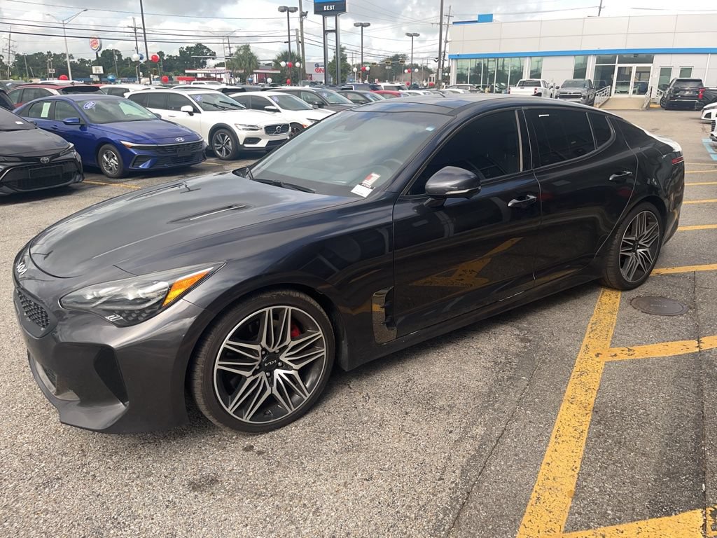 Used 2023 Kia Stinger GT2 video 1