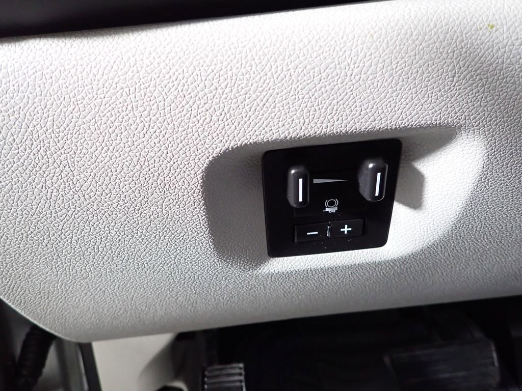 Used 2011 Chevrolet Silverado 2500 LT w/ Interior Plus Package image 23