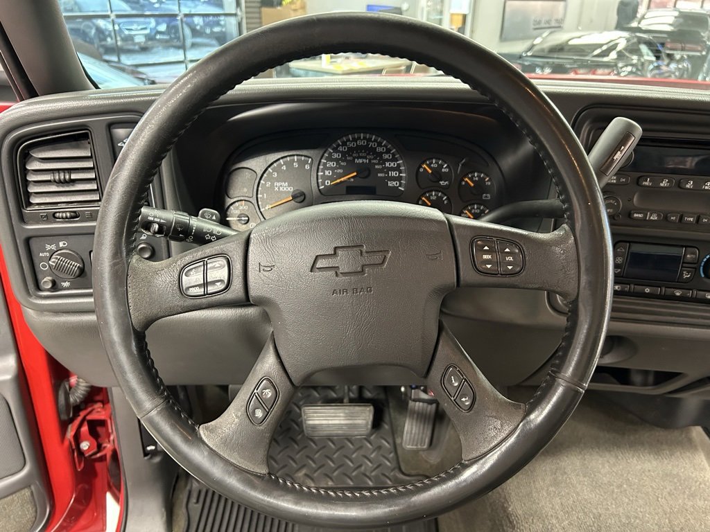 Used 2005 Chevrolet Silverado 2500 LS image 10