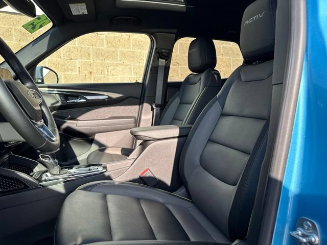 Used 2025 Chevrolet TrailBlazer ACTIV w/ Convenience Package AWD/4WD image 15