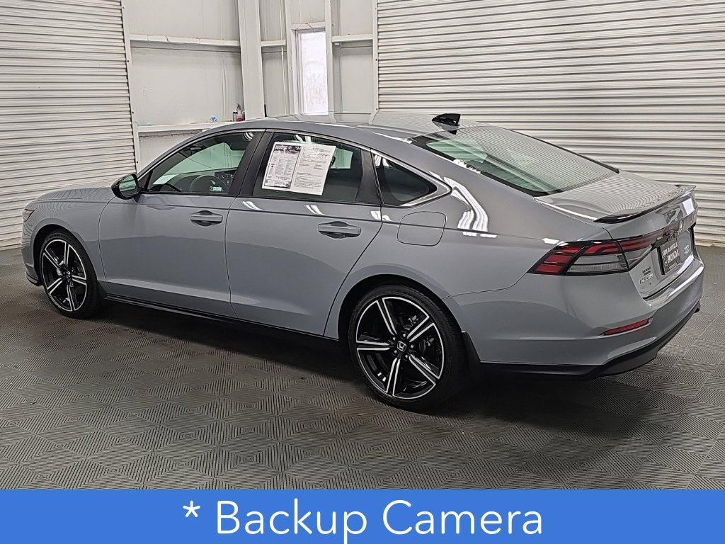 Used 2025 Honda Accord Sport image 6