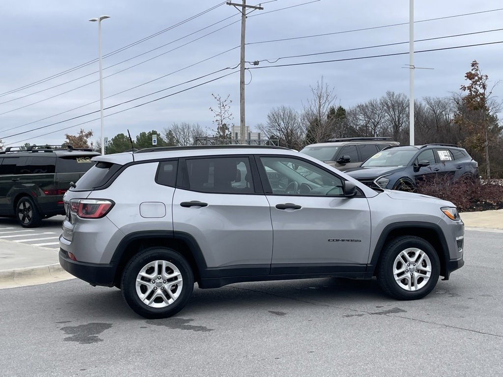 Used 2018 Jeep Compass Sport image 8
