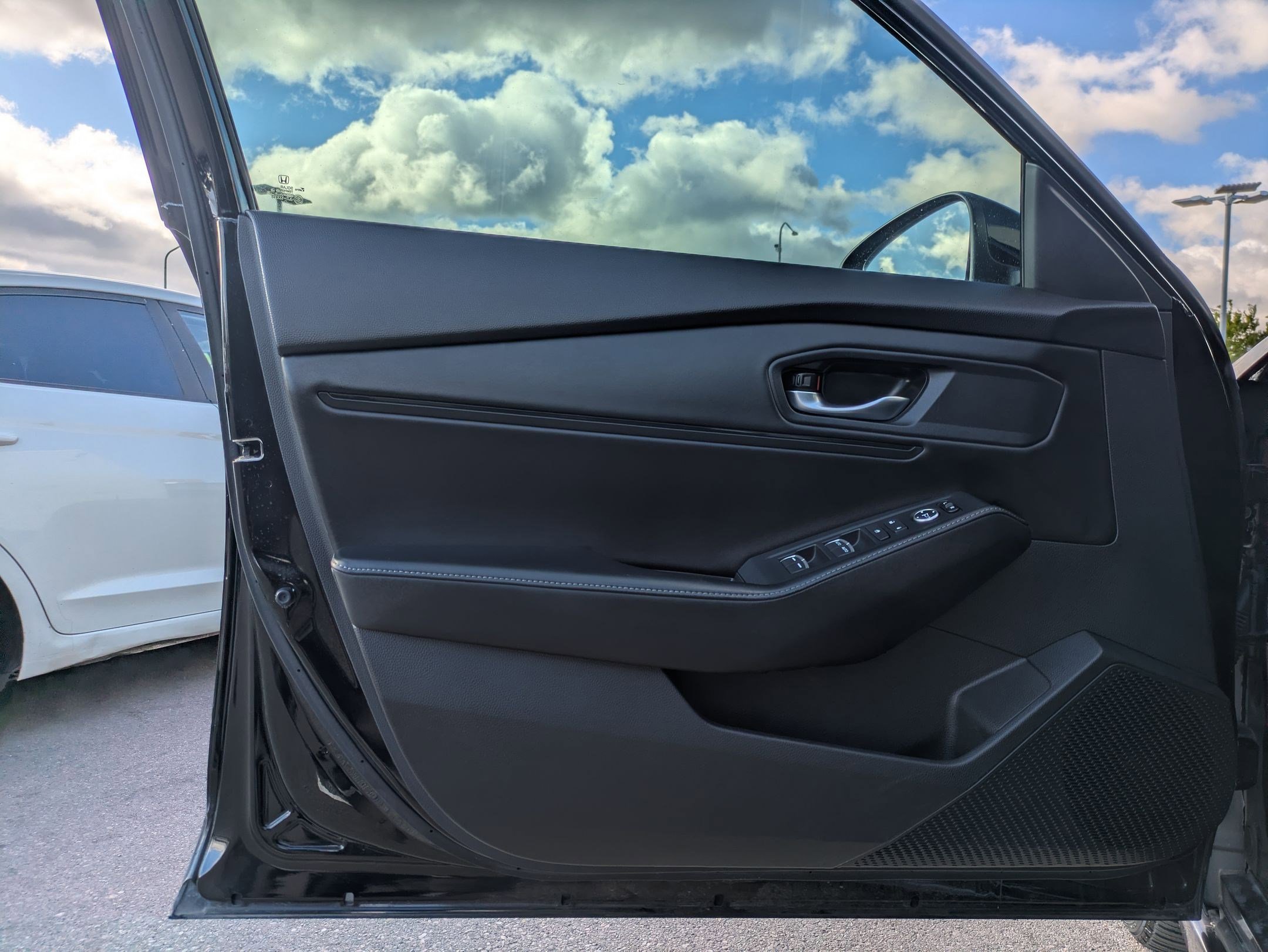 Used 2023 Honda Accord Sport image 15