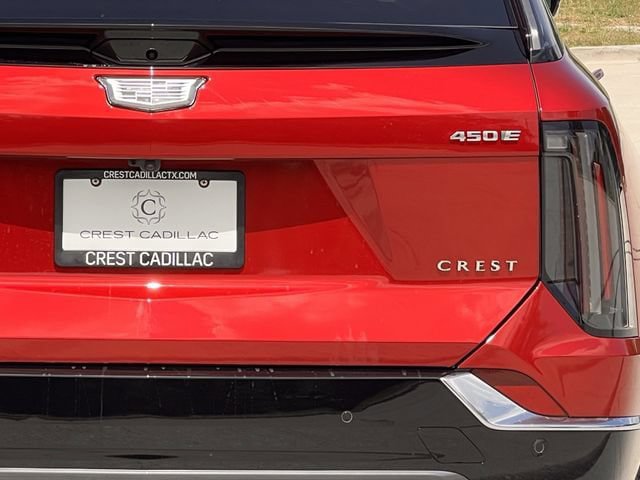 New 2026 Cadillac Optiq Luxury 2 RWD image 5