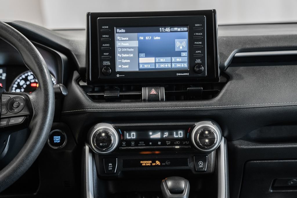 Used 2022 Toyota RAV4 XLE image 17