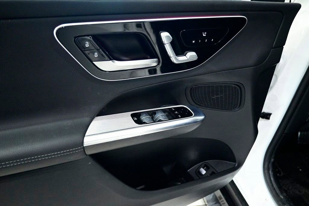 Certified 2025 Mercedes-Benz GLC 350e 4MATIC image 17