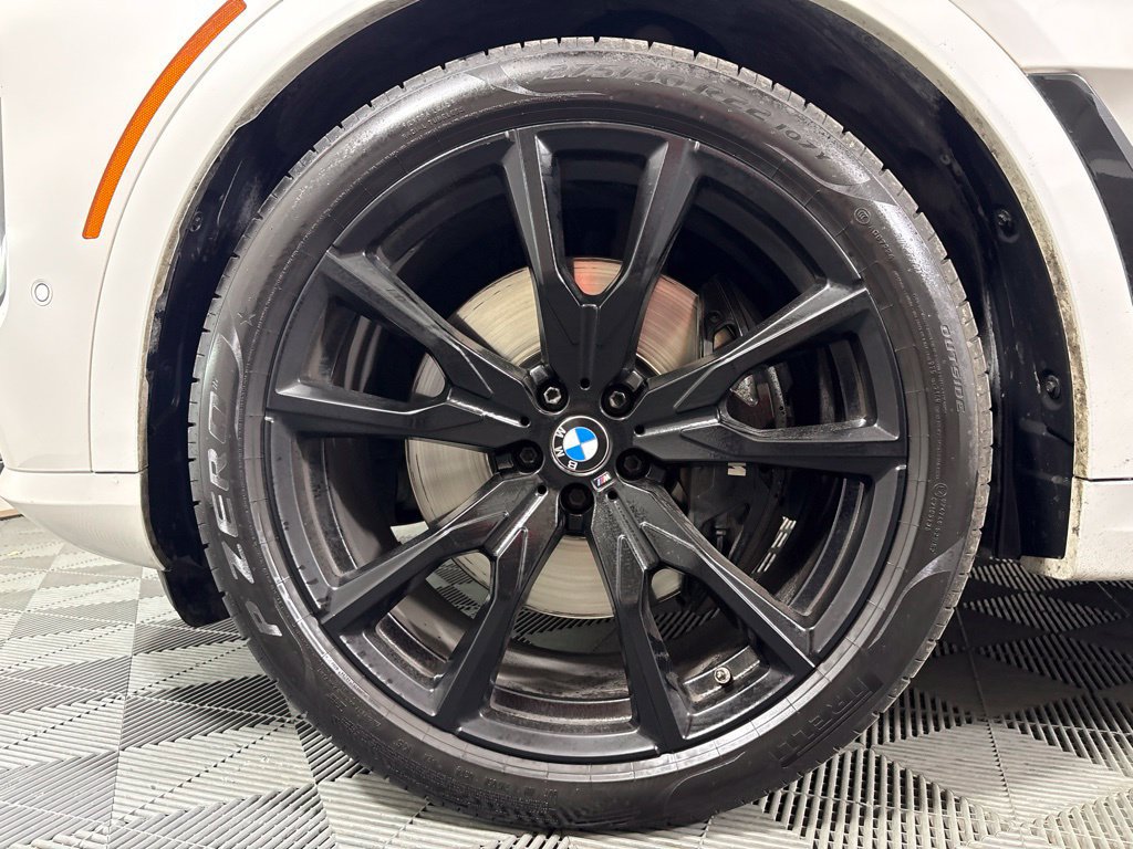Used 2024 BMW X7 M60i w/ Executive Package AWD/4WD image 8