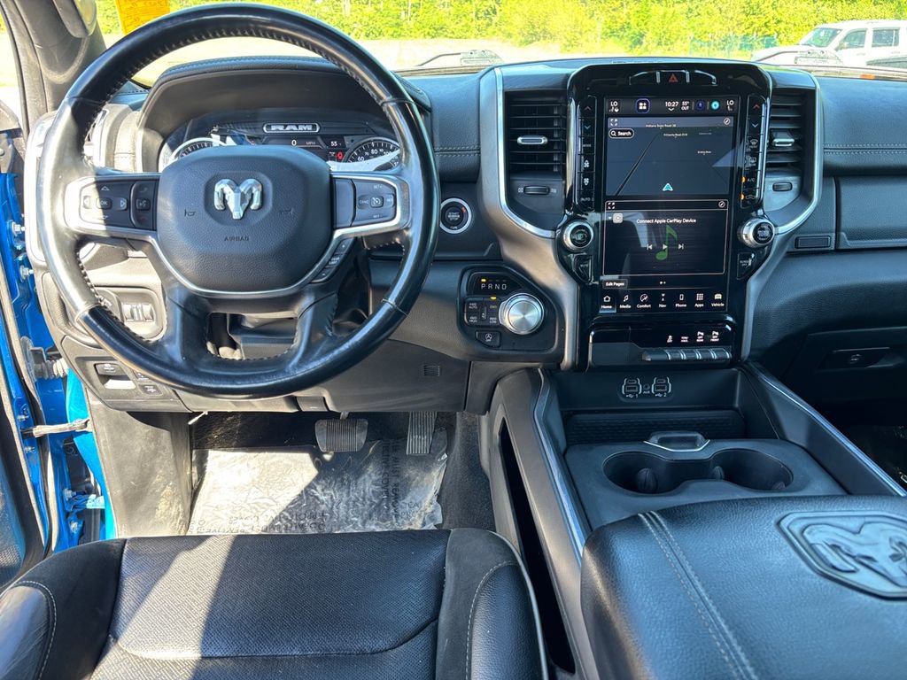 Used 2012 Dodge Grand Caravan SXT FWD image 32