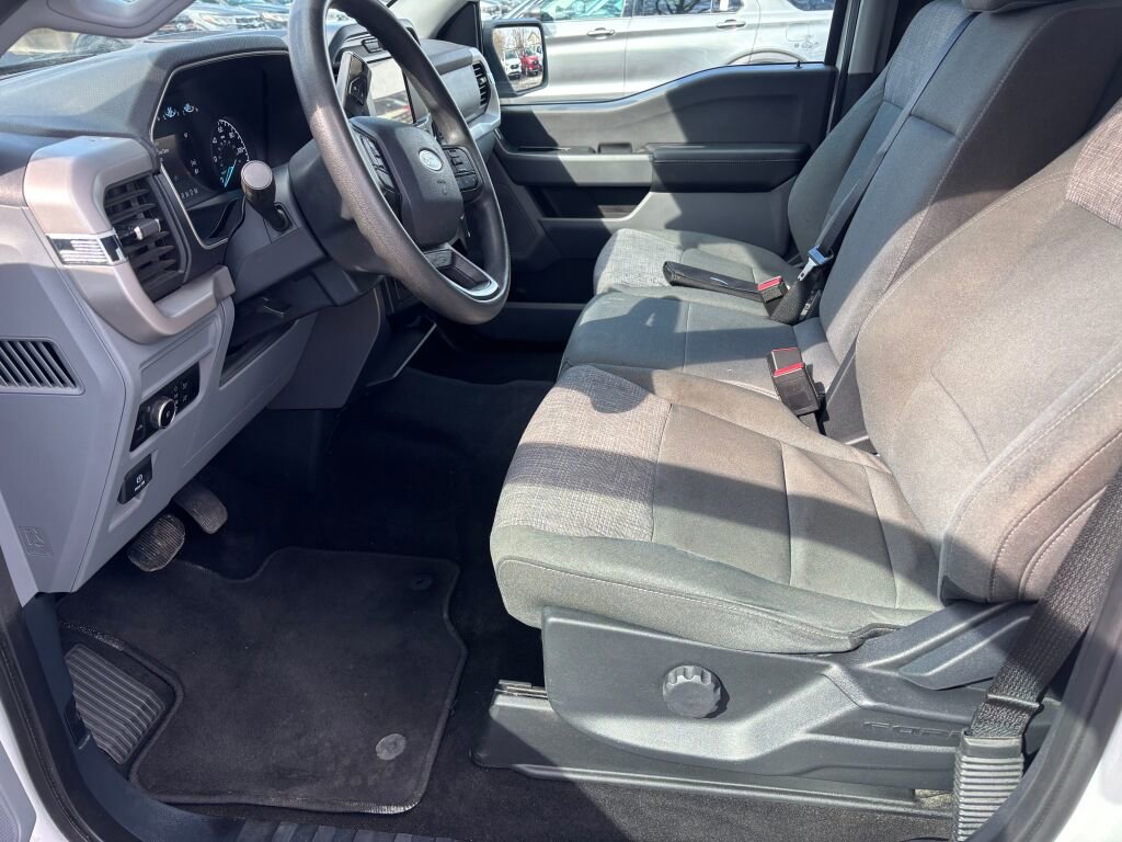 Used 2023 Ford F150 XLT w/ XTR Package image 7
