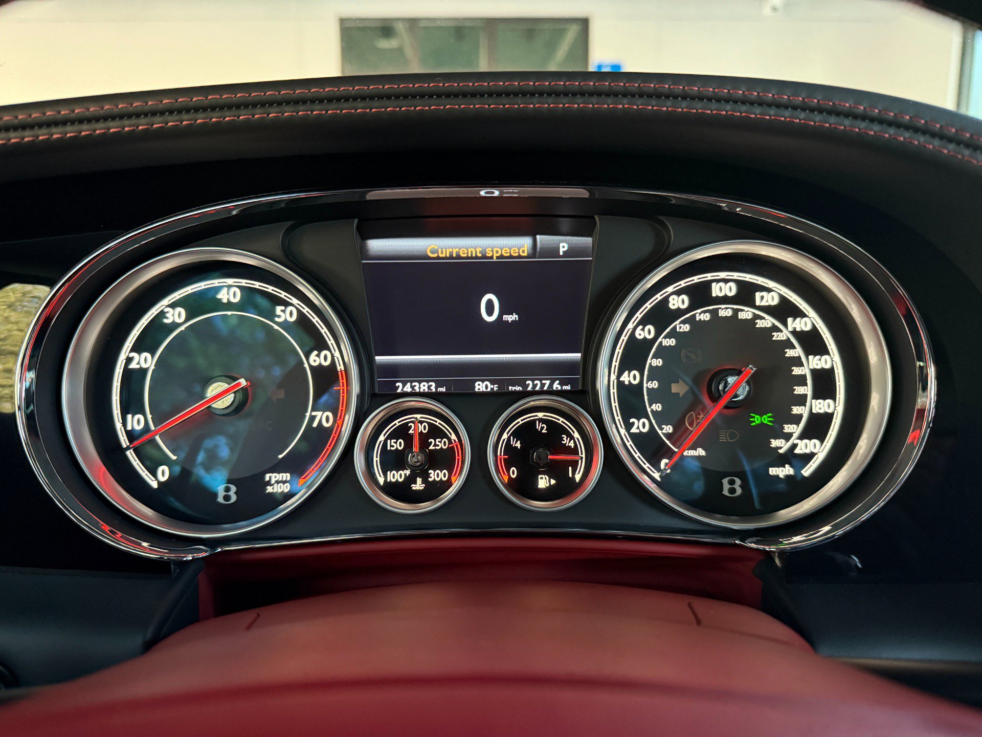 Used 2015 Bentley Continental GT V8 S image 32