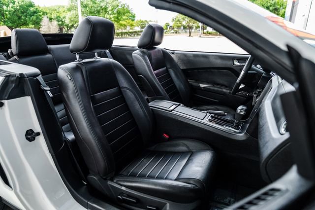 Used 2012 Ford Mustang GT Premium w/ Electronics Pkg RWD image 77