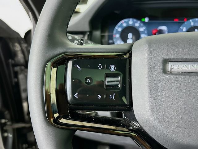 Used 2026 Land Rover Range Rover Evoque S image 10