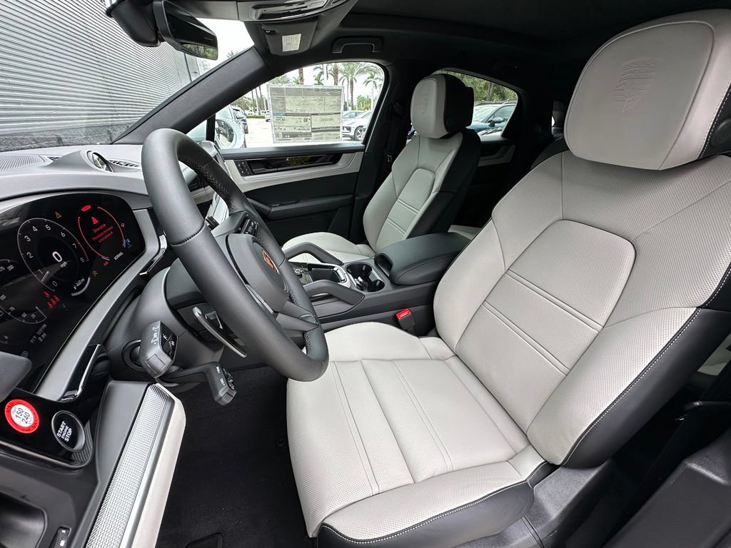 New 2026 Porsche Cayenne S AWD/4WD image 5