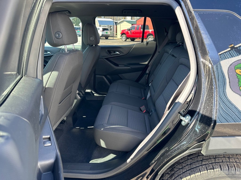 Used 2025 Chevrolet Equinox LT image 16