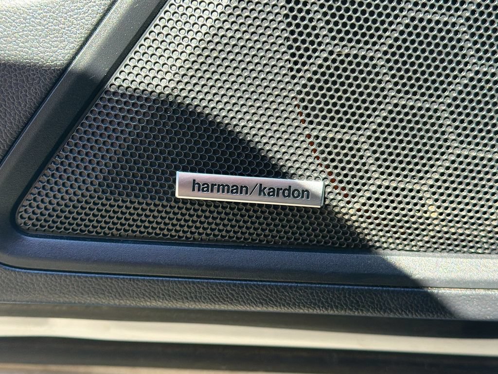 Used 2023 Subaru Outback Limited XT AWD/4WD image 19