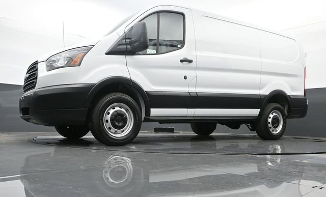 Used 2019 Ford Transit 250 130 Low Roof image 25