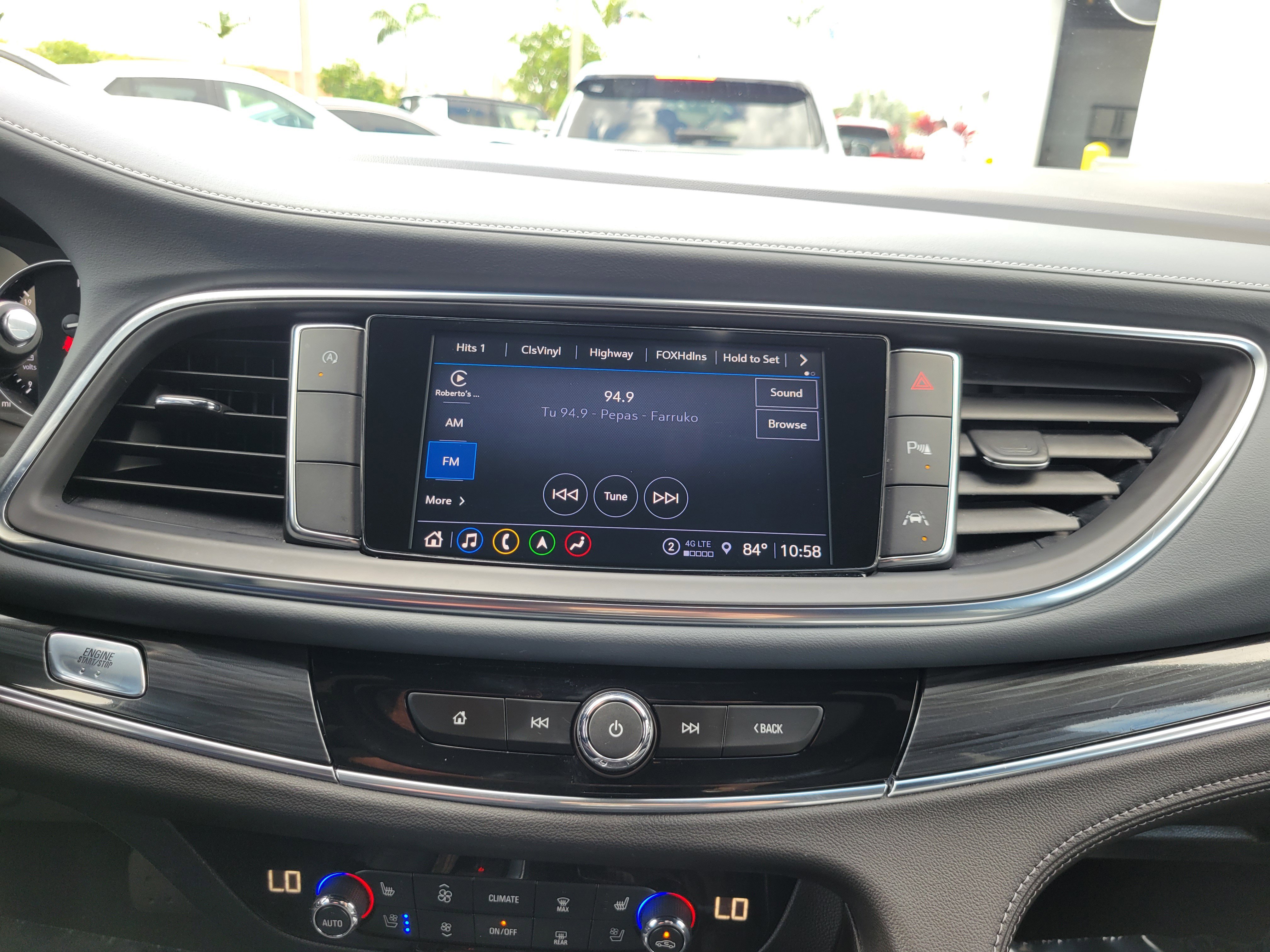 Used 2024 Buick Enclave Premium image 25