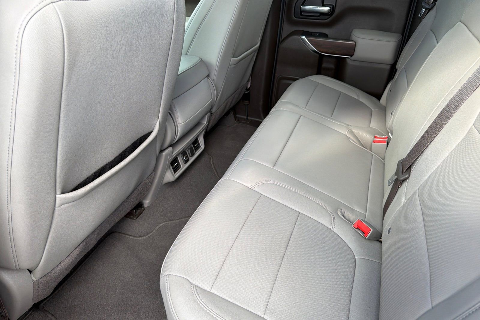 Used 2022 GMC Sierra 2500 SLT w/ Gooseneck/5TH Wheel Package image 13