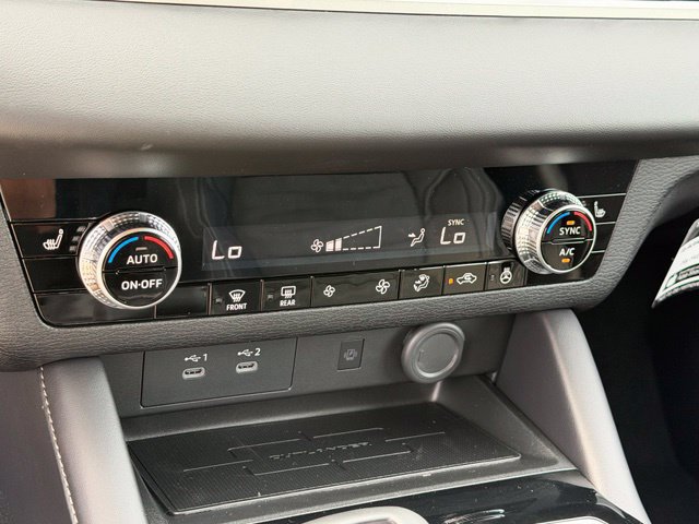 New 2026 Mitsubishi Outlander LE FWD image 26