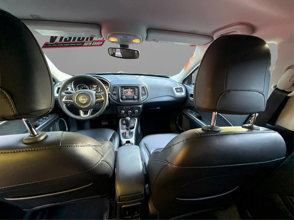 Used 2018 Jeep Compass Latitude w/ Cold Weather Group image 26