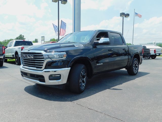 Used 2025 RAM 1500 Laramie image 4