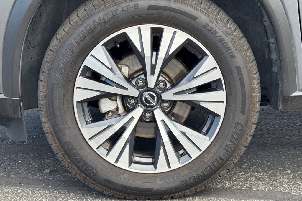 Used 2023 Nissan Rogue SV image 26