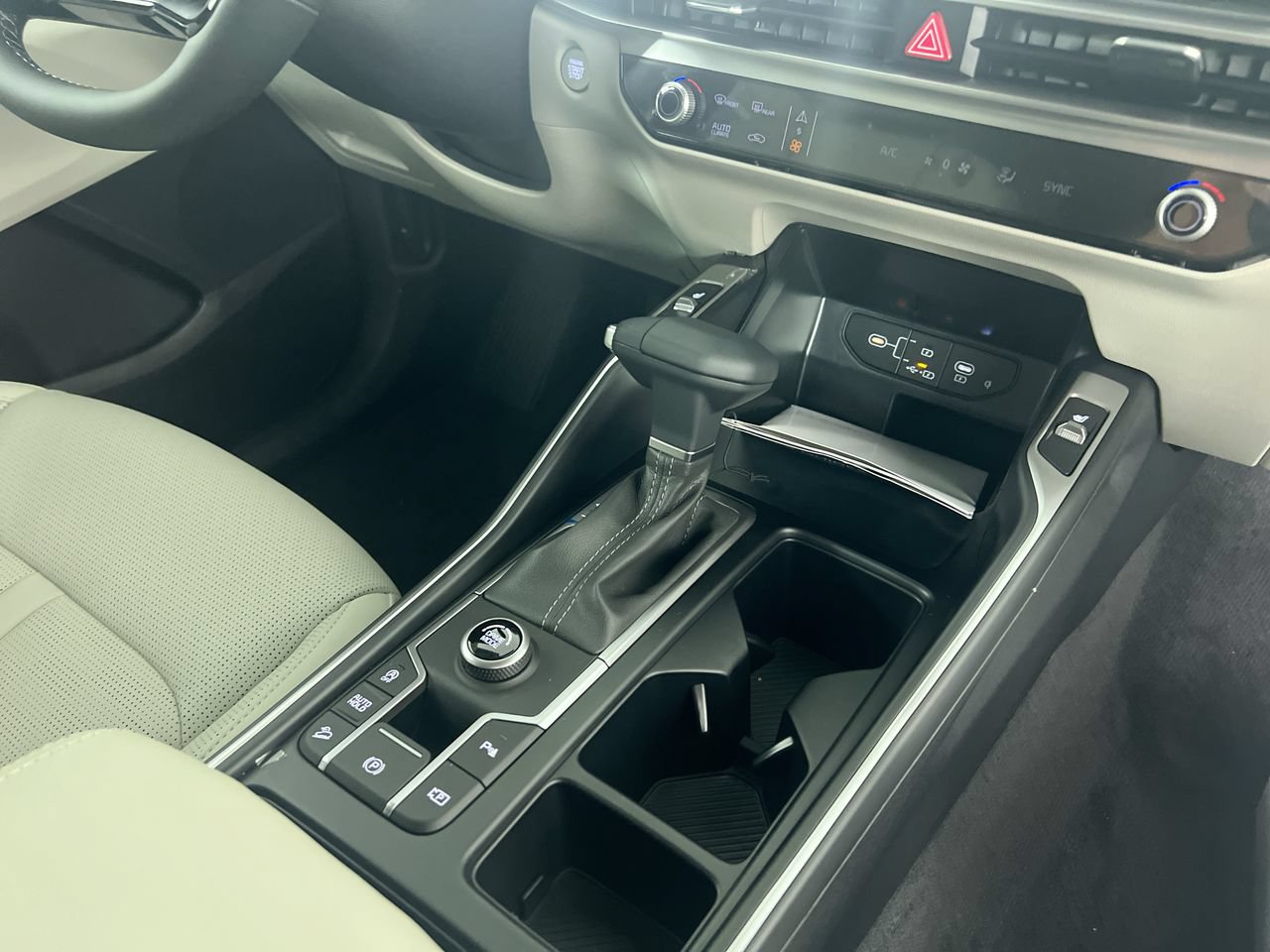 New 2026 Kia Sorento S FWD image 22