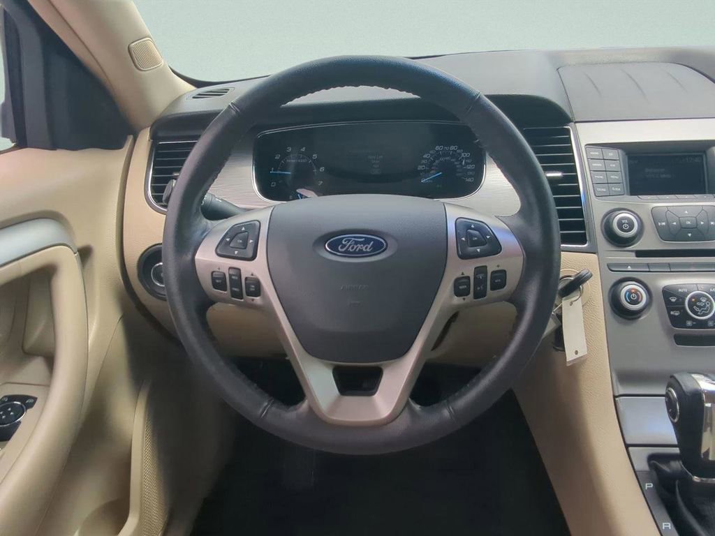 Used 2017 Ford Taurus SEL image 12