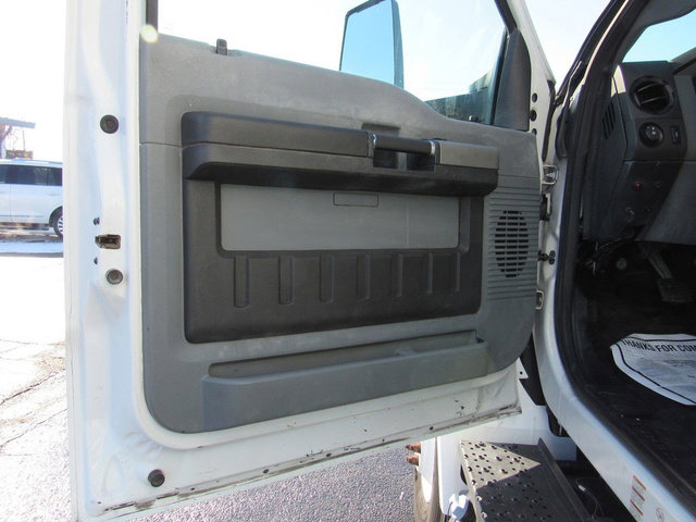 Used 2016 Ford F650 2WD Regular Cab Super Duty image 35