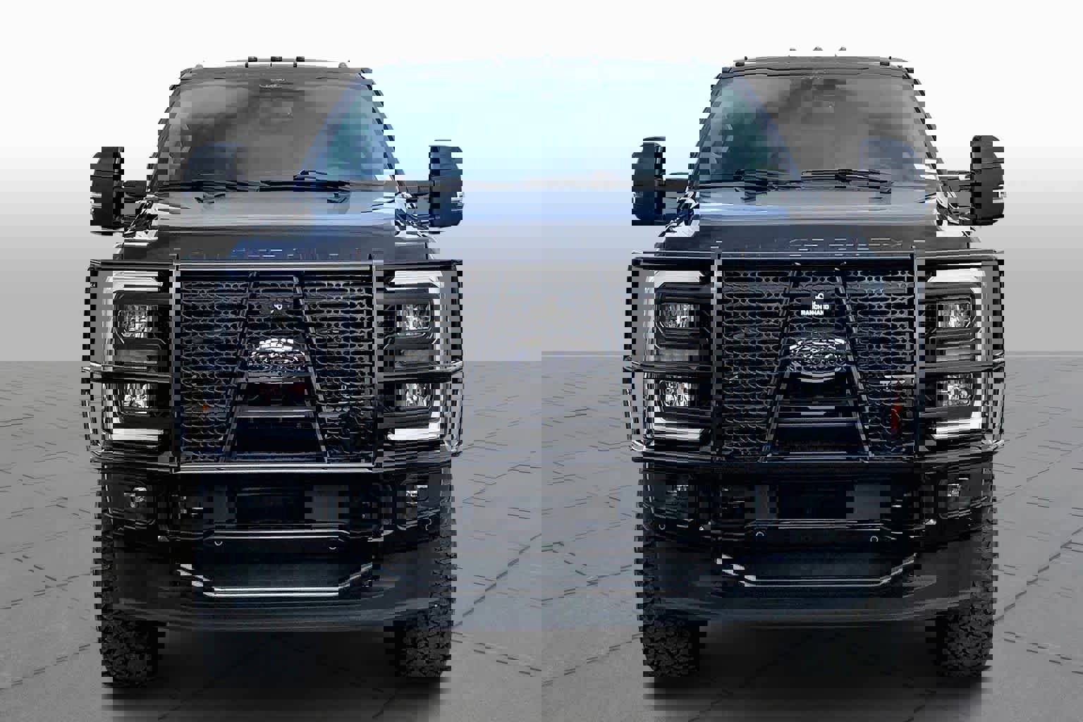 Used 2024 Ford F250 Lariat w/ Lariat Ultimate Package image 3